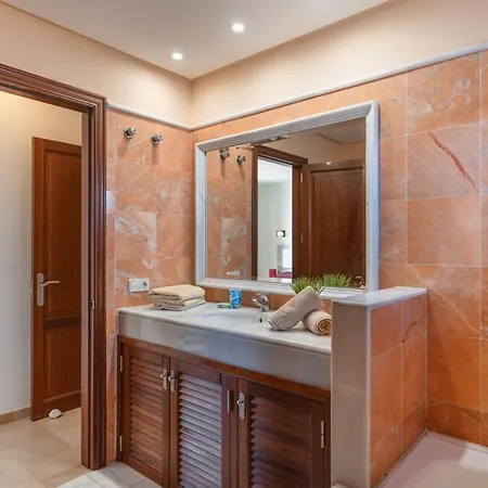 Вилла Alisios 58 *